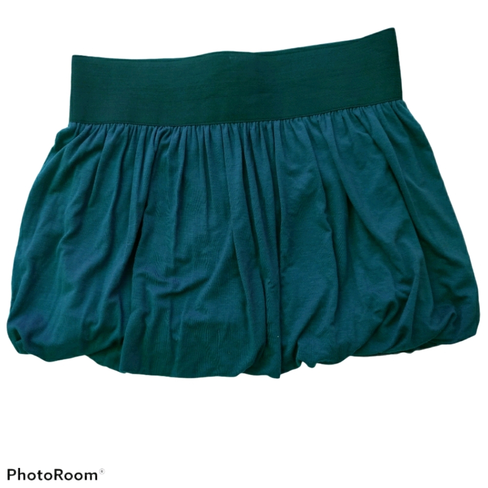 NWT Bebe XS Elastic Zipper Bubble Mini Skirt